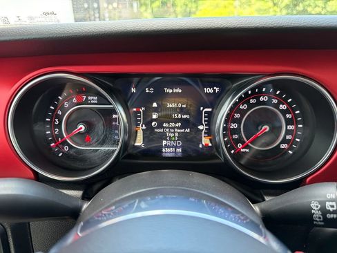 Used 2022 Jeep Wrangler Unlimited Rubicon w/ Dual Top Group AWD/4WD image 51
