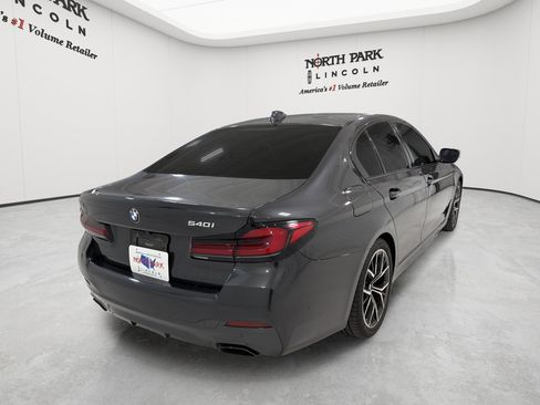 Used 2021 BMW 540i w/ M Sport Package RWD image 5