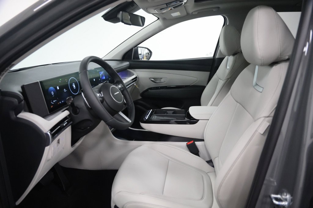 New 2026 Hyundai Tucson Limited AWD/4WD image 17