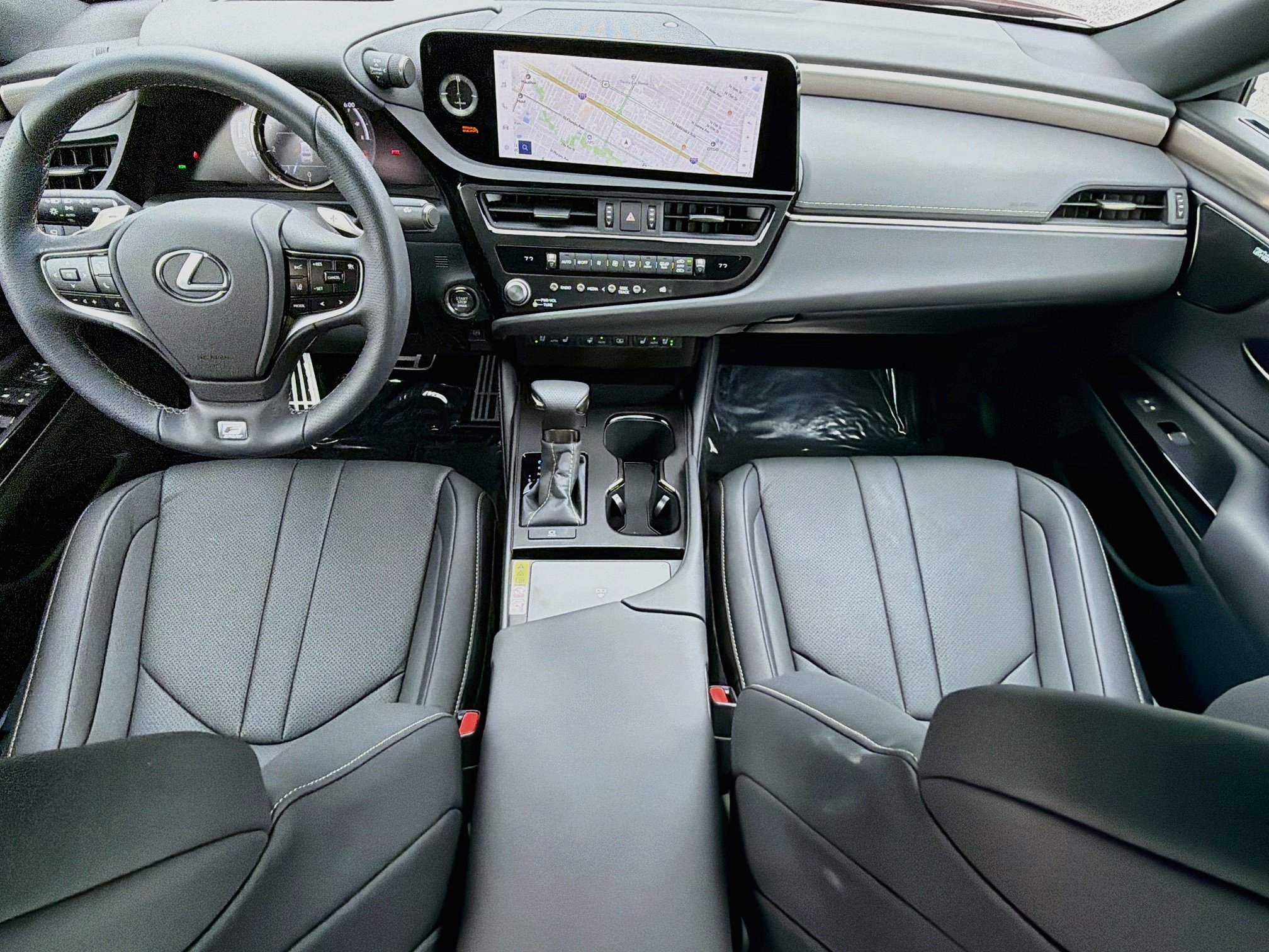 Used 2025 Lexus ES 350 F Sport w/ Accessory Package (Z1) FWD image 16