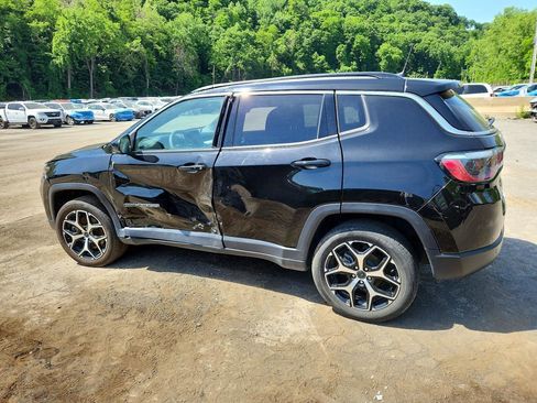 Used 2025 Jeep Compass Limited w/ Sun & Sound Group AWD/4WD image 3
