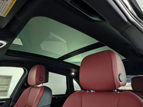 New 2026 Porsche Macan image 29