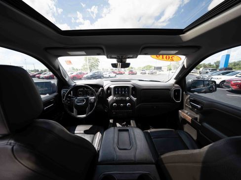 Used 2019 GMC Sierra 1500 Denali w/ Denali Ultimate Package AWD/4WD image 19