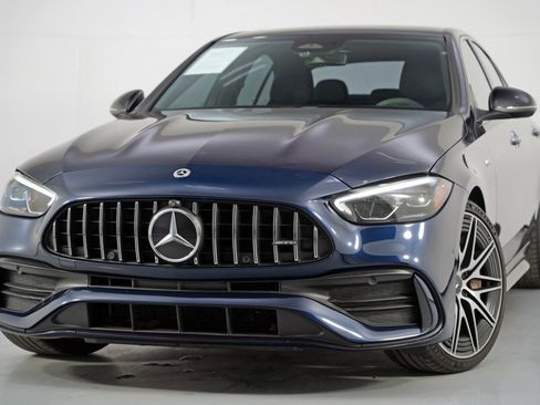 Used 2023 Mercedes-Benz C 43 AMG 4MATIC Sedan image 3