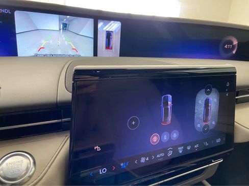 Used 2024 Lincoln Nautilus Reserve w/ Equipment Group 202A image 36