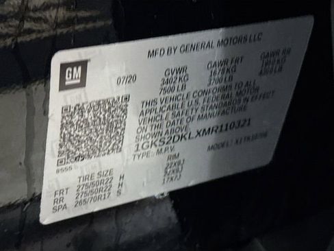 Used 2021 GMC Yukon Denali w/ Denali Premium Package image 36