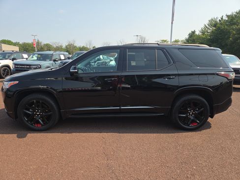 Used 2020 Chevrolet Traverse Premier w/ Redline Edition AWD/4WD image 6