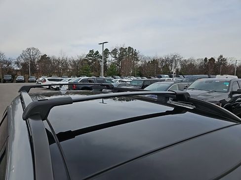 Used 2022 Kia Sorento S w/ Panoramic Sunroof Package image 9