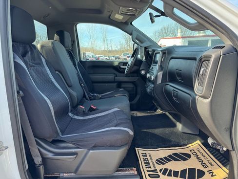 Used 2020 GMC Sierra 2500 4x4 Regular Cab w/ Convenience Package image 16