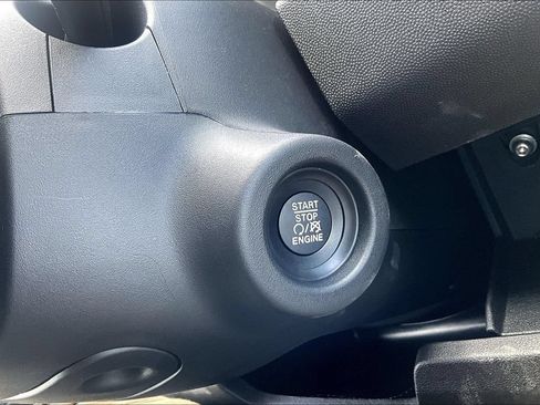New 2024 RAM ProMaster 2500 w/ Convenience Group FWD image 19