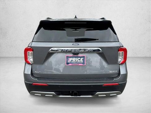 Used 2023 Ford Explorer XLT w/ Equipment Group 202A AWD/4WD image 6