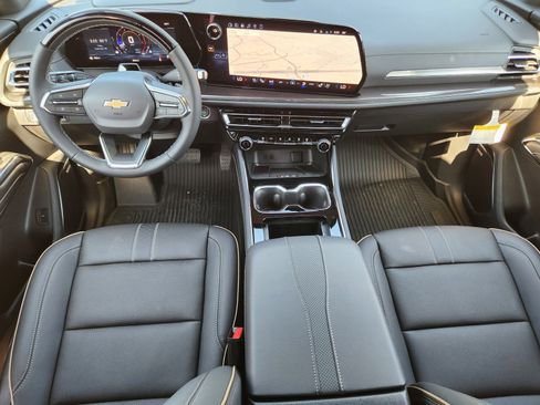 New 2026 Chevrolet Traverse High Country w/ LPO, Floor Liner Package FWD image 21