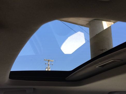 Used 2012 Ford Fusion SEL FWD image 16