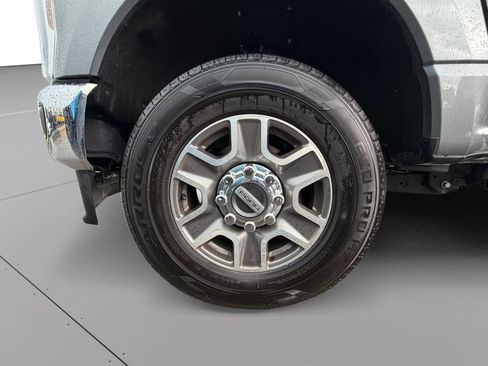 Used 2024 Ford F250 Lariat AWD/4WD image 21