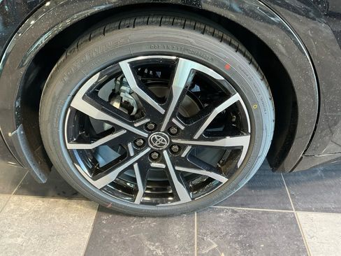 New 2026 Toyota Prius Plug-In Hybrid image 6