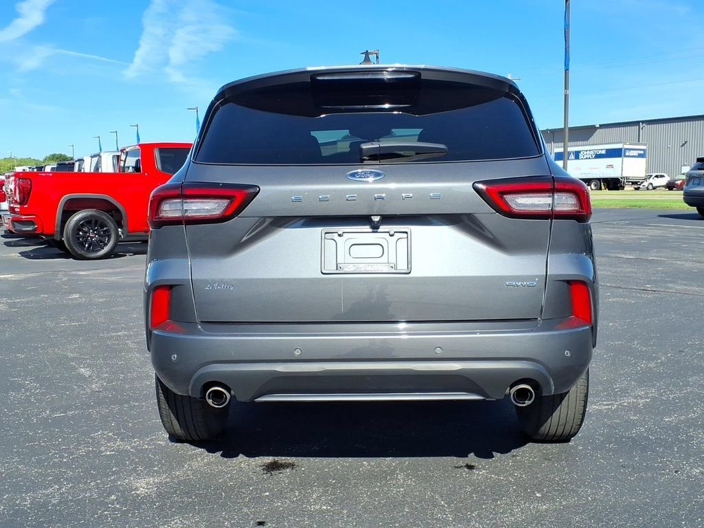Used 2023 Ford Escape ST-Line w/ Tech Pack #1 AWD/4WD image 19