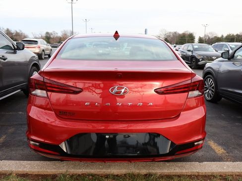 Used 2020 Hyundai Elantra SEL image 19