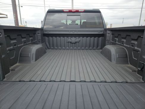 Certified 2026 Chevrolet Silverado 1500 LTZ w/ LTZ Premium Package AWD/4WD image 24