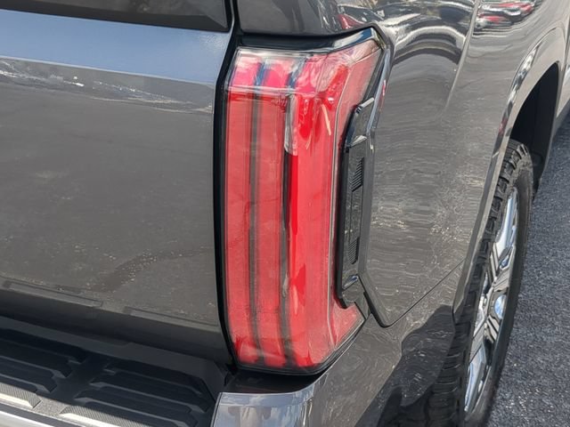 Used 2024 Toyota Tundra Capstone AWD/4WD image 11