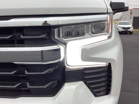 Used 2024 Chevrolet Silverado 1500 LT image 10