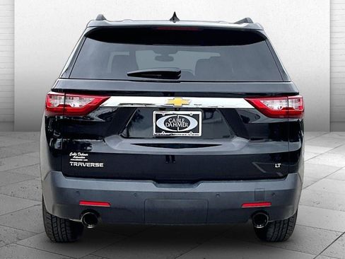 Used 2020 Chevrolet Traverse LT FWD image 32