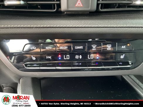 Used 2023 Buick Envision Essence AWD/4WD image 11