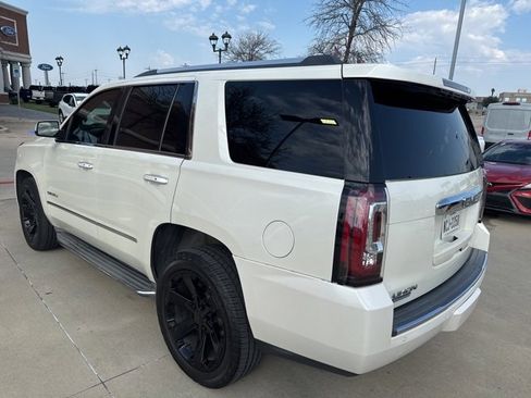 Used 2015 GMC Yukon Denali w/ Touring Package image 3