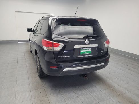 Used 2016 Nissan Pathfinder SV AWD/4WD image 6