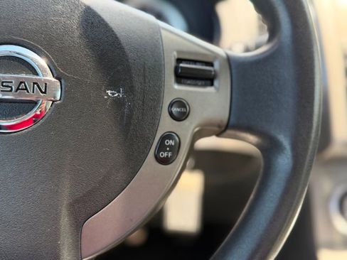 Used 2010 Nissan Sentra 2.0 SR FWD image 25