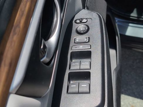 Used 2020 Honda CR-V EX-L image 16
