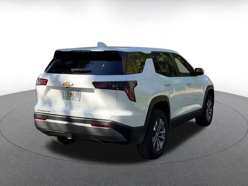 Used 2025 Chevrolet Equinox LT image 12