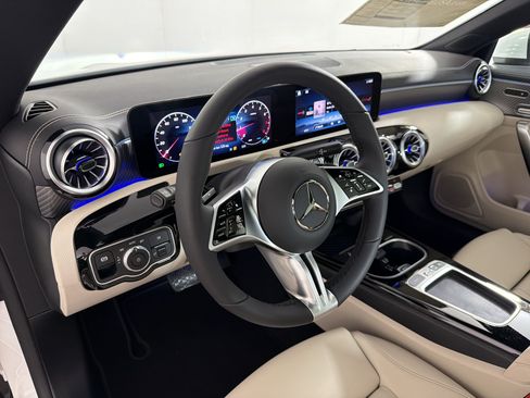 Used 2026 Mercedes-Benz CLA 250 4MATIC image 4