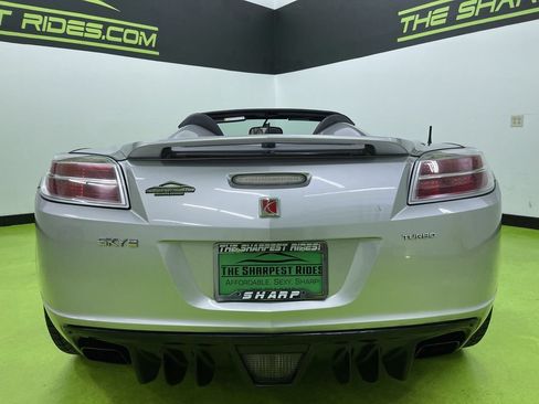 Used 2007 Saturn Sky Red Line RWD image 8
