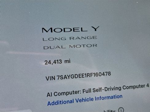 Used 2024 Tesla Model Y Long Range AWD/4WD image 11