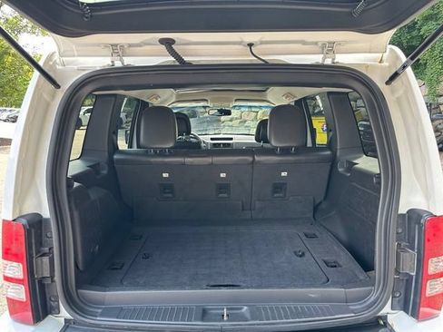 Used 2012 Jeep Liberty Sport AWD/4WD image 24