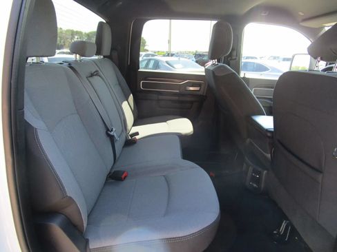 Used 2023 RAM 2500 Big Horn w/ Level 1 Equipment Group AWD/4WD image 16