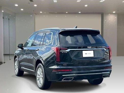 Certified 2024 Cadillac XT6 Luxury AWD/4WD image 3