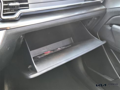 Certified 2024 Kia Sportage EX image 22