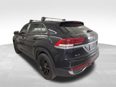 Used 2023 Volkswagen Atlas Cross Sport SE w/ Panoramic Sunroof Package image 8