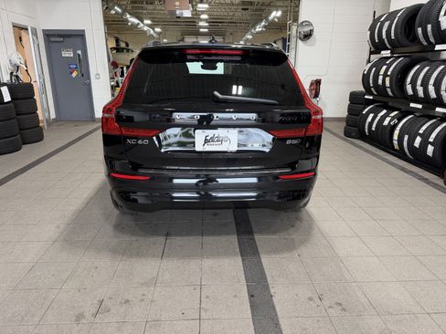 Used 2023 Volvo XC60 B5 Ultimate AWD/4WD image 8