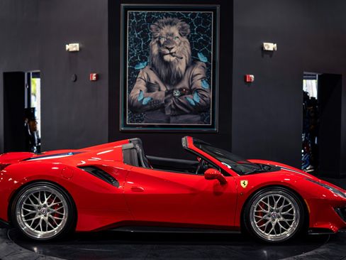Used 2020 Ferrari 488 Pista Spider RWD image 36