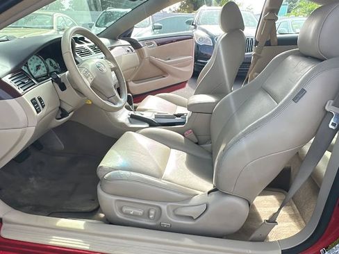 Used 2005 Toyota Solara SE FWD image 25