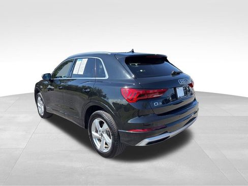 Used 2022 Audi Q3 2.0T Premium w/ Convenience Package image 5