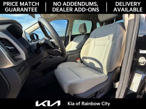 Used 2023 Nissan Rogue SV image 13