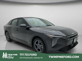 Used 2025 Kia K4 FWD video 1
