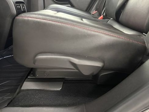 Used 2021 Chevrolet Blazer RS w/ Enhanced Convenience Package FWD image 10