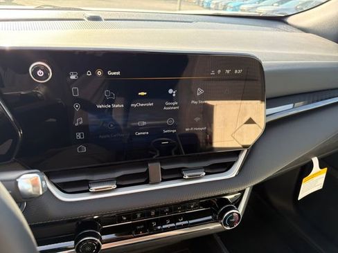 New 2026 Chevrolet Equinox LT w/ Safety and Technology Package FWD image 25
