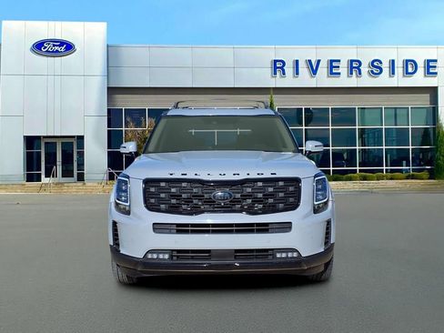 Used 2021 Kia Telluride SX w/ SX Prestige Package image 2