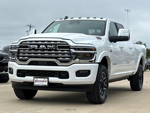 New 2026 RAM 2500 Limited AWD/4WD image 3