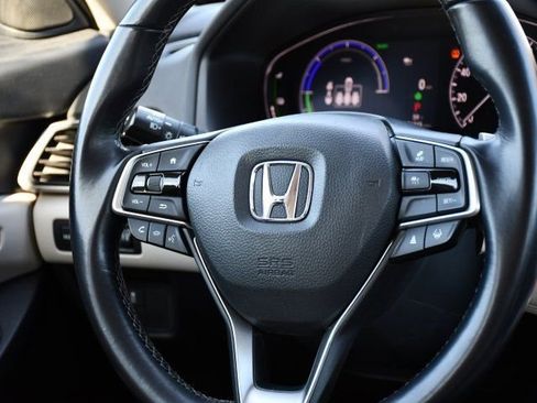Used 2022 Honda Accord Touring image 23